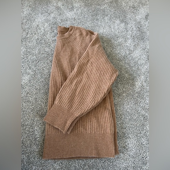 J. Crew - Ribbed Cashmere Oversized Crewneck Sweater - Picture 4 of 4